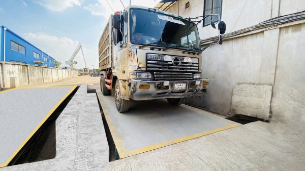 Long Vehicle Weigh Bridge / Truck Scale